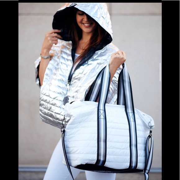 *Rare Find | cropped hi-low poncho silver color - Picture 2 of 16